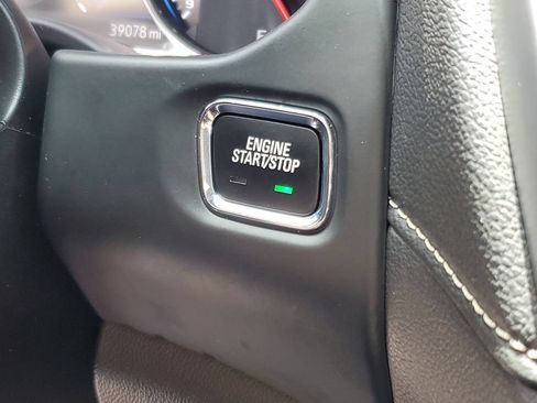 Used 2023 GMC Acadia SLT w/ Elevation Edition AWD/4WD image 17