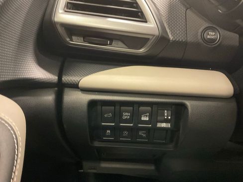 Certified 2024 Subaru Forester Limited w/ Convenience Package image 16