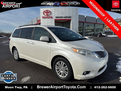 Used 2016 Toyota Sienna XLE Premium image 1