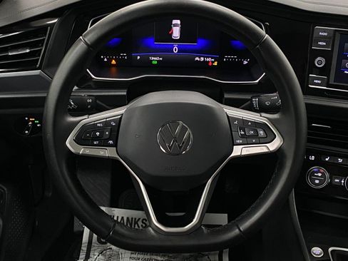 Used 2024 Volkswagen Jetta SE w/ Panoramic Sunroof Package FWD image 14