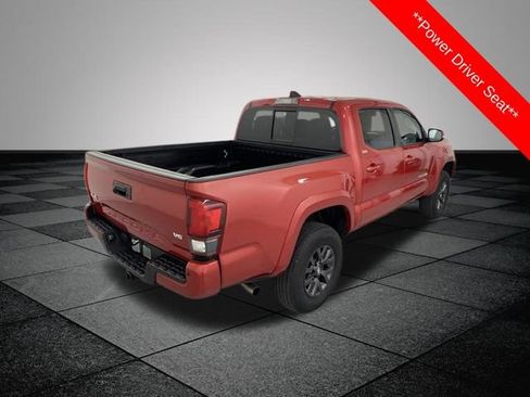 Certified 2023 Toyota Tacoma SR5 AWD/4WD image 6
