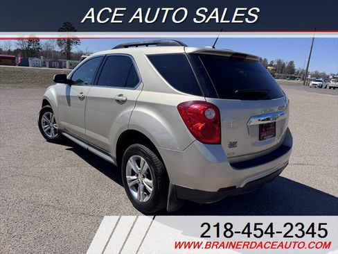Used 2015 Chevrolet Equinox LT w/ Driver Convenience Package image 3
