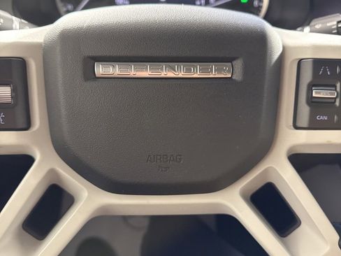Used 2023 Land Rover Defender 130 S image 33