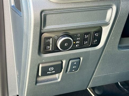 Used 2025 Ford F150 Lariat w/ Equipment Group 501A Mid AWD/4WD image 10
