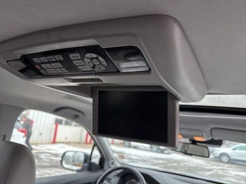 Used 2016 Honda Pilot Touring image 38