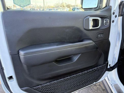 Used 2020 Jeep Wrangler Unlimited Rubicon AWD/4WD image 13