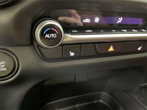 Used 2024 MAZDA CX-50 Meridian Edition image 29