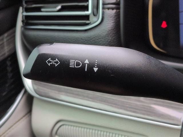 Used 2022 Jeep Wagoneer Series II AWD/4WD image 17