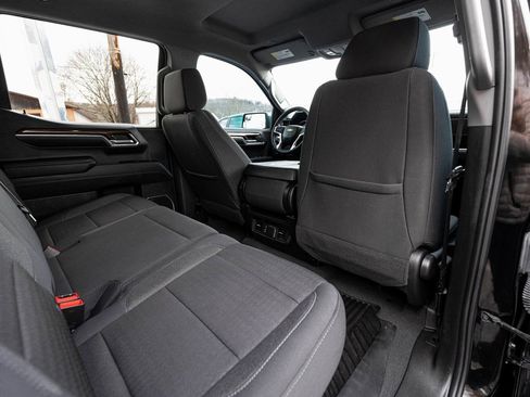 Used 2023 Chevrolet Silverado 1500 LT image 30