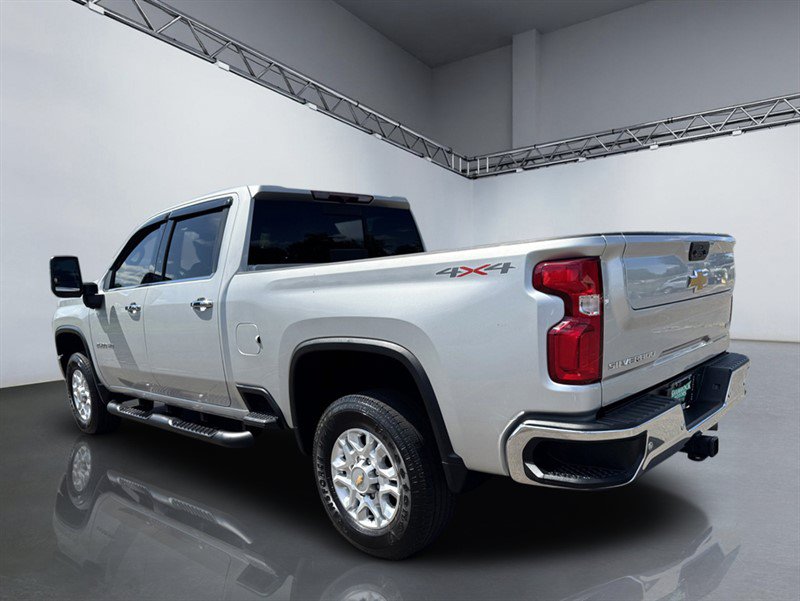 Used 2022 Chevrolet Silverado 2500 LTZ w/ LTZ Convenience Package AWD/4WD image 5