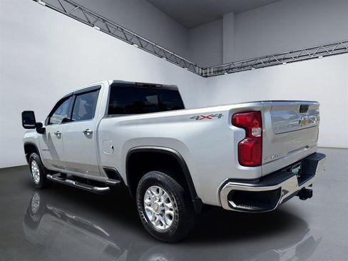 Used 2022 Chevrolet Silverado 2500 LTZ w/ LTZ Convenience Package AWD/4WD image 5