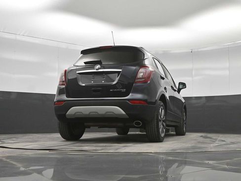 Used 2022 Buick Encore Preferred w/ Safety Package II AWD/4WD image 35