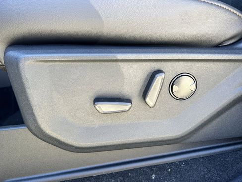 New 2026 Ford F250 Lariat w/ FX4 Off-Road Package image 14