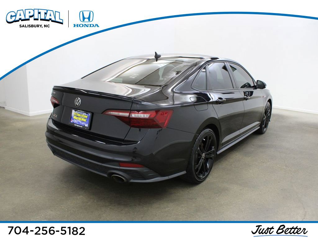 Used 2022 Volkswagen Jetta GLI Autobahn FWD image 1