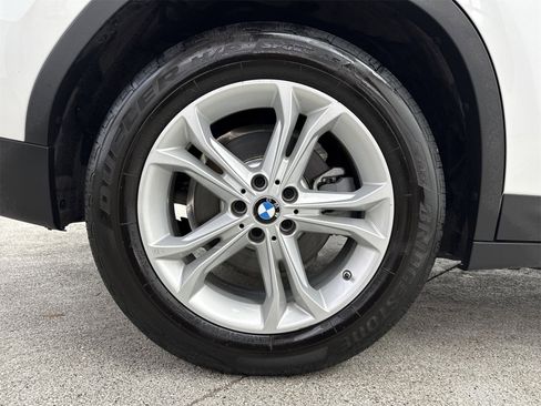Used 2019 BMW X3 sDrive30i w/ Driving Assistance Package image 41