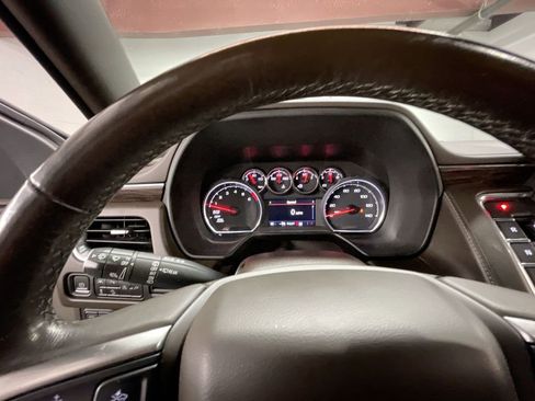 Used 2021 Chevrolet Tahoe Z71 w/ Luxury Package image 11