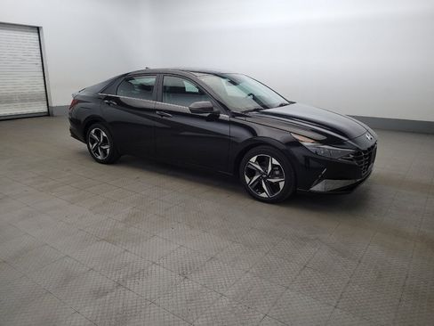 Used 2023 Hyundai Elantra Limited w/ Cargo Package image 11