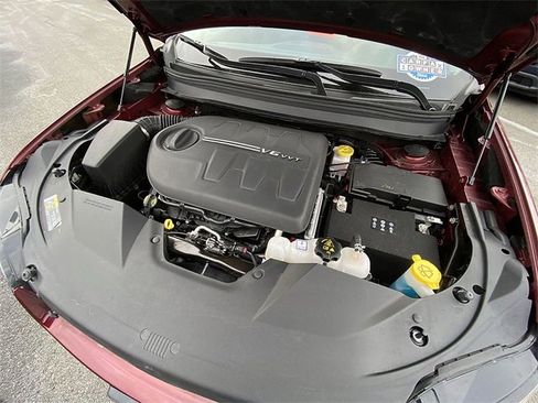 Used 2020 Jeep Cherokee Limited w/ Technology Group image 26