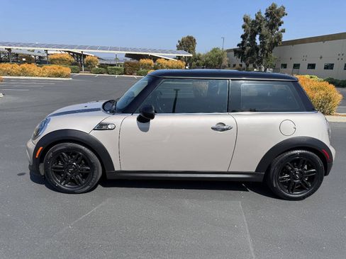 Used 2013 MINI Cooper Hardtop FWD image 6