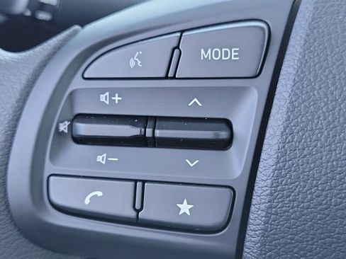 New 2026 Hyundai Venue SE image 8