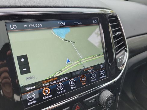 Used 2021 Jeep Grand Cherokee Laredo X image 33