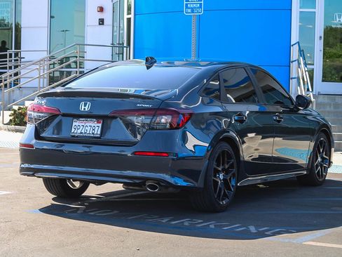 Used 2025 Honda Civic Sport image 7