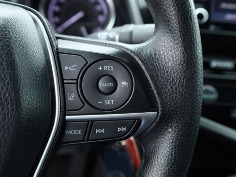 Used 2023 Toyota Camry LE image 22