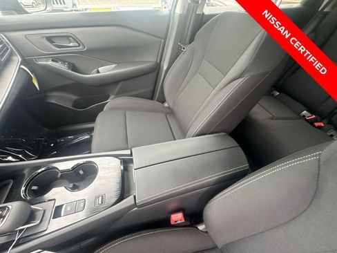 Certified 2025 Nissan Rogue S FWD image 20