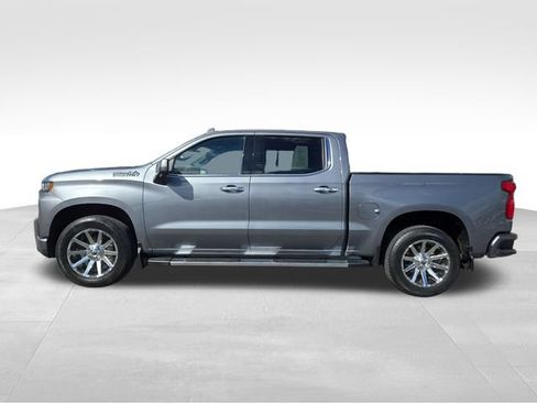 Used 2019 Chevrolet Silverado 1500 High Country w/ Technology Package AWD/4WD image 10