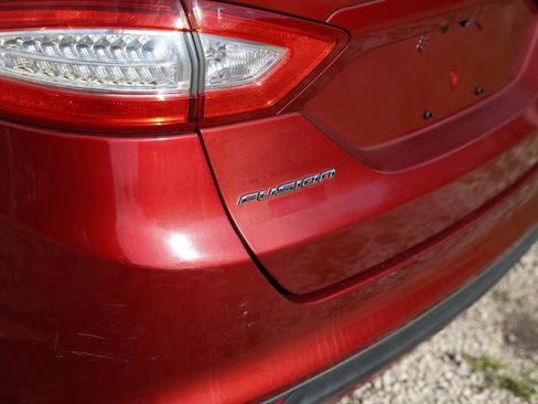 Used 2016 Ford Fusion SE FWD image 35
