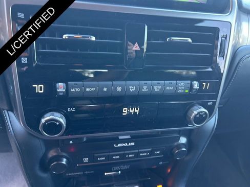 Certified 2023 Lexus GX 460 Premium w/ Accessory Package image 18