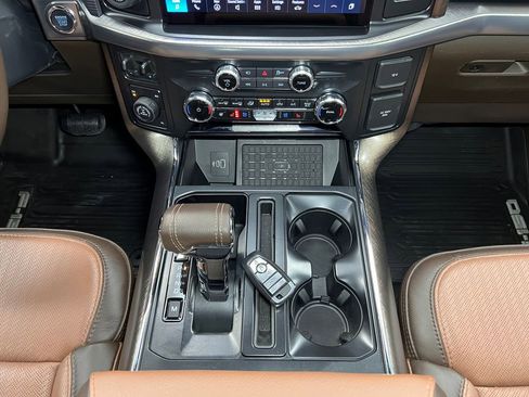 Used 2025 Ford F150 King Ranch w/ FX4 Off-Road Package image 15