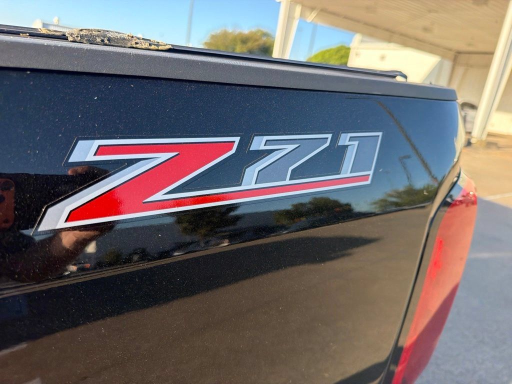 Used 2019 Chevrolet Colorado Z71 RWD image 10