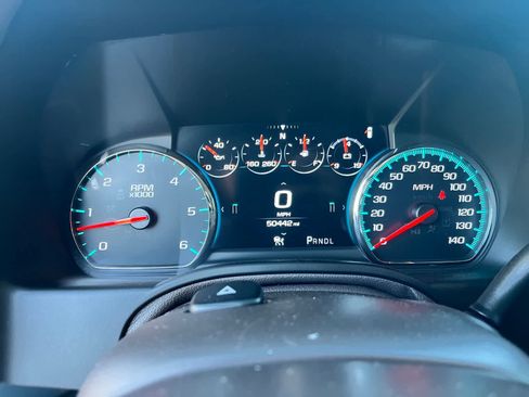 Used 2018 Chevrolet Suburban Premier w/ Max Trailering Package image 9