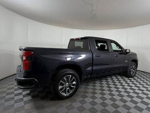 Used 2022 Chevrolet Silverado 1500 RST image 4