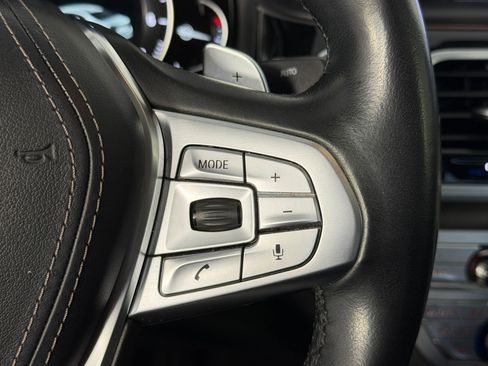 Used 2019 BMW 750i w/ Executive Package image 28