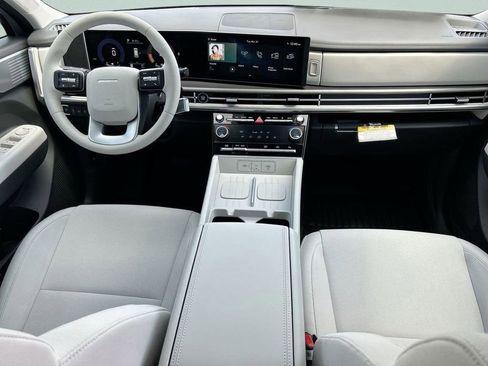 New 2026 Hyundai Santa Fe SE image 18