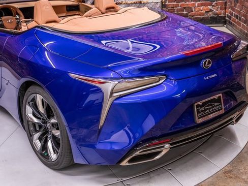 Used 2024 Lexus LC 500 Convertible image 8