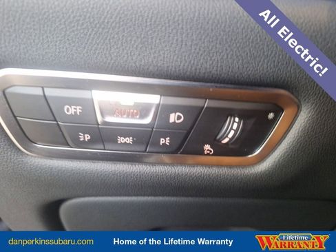 Used 2023 BMW X5 xDrive45e image 14