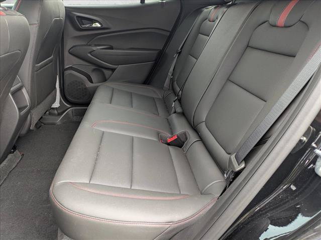 Used 2024 Chevrolet Trax RS w/ Sunroof Package FWD image 12