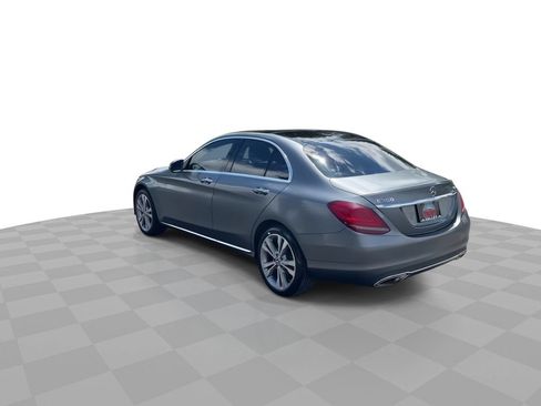 Used 2019 Mercedes-Benz C 300 4MATIC Sedan image 6