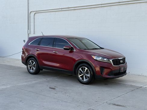 Used 2020 Kia Sorento FWD V6 image 8