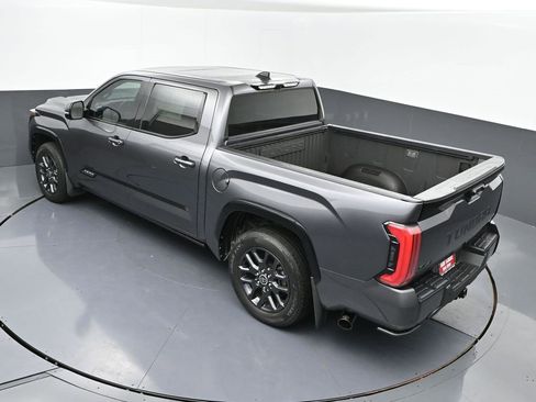 Used 2023 Toyota Tundra Platinum image 38