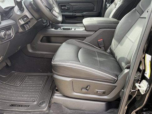 New 2026 RAM 2500 Limited image 12