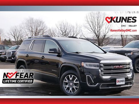 Used 2023 GMC Acadia SLT image 1
