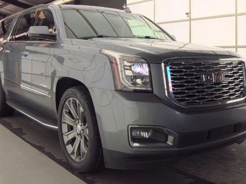 Used 2020 GMC Yukon XL Denali w/ Open Road Package image 1