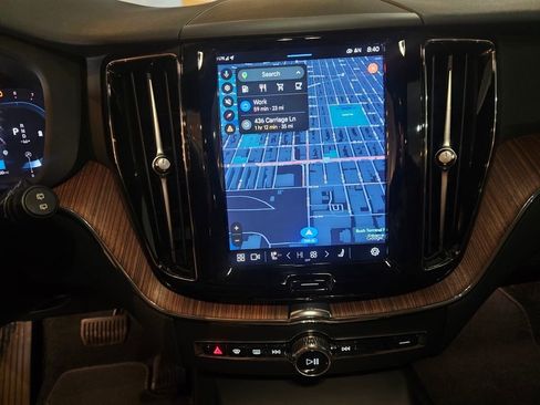 Certified 2023 Volvo XC60 B5 Plus w/ Climate Package image 24