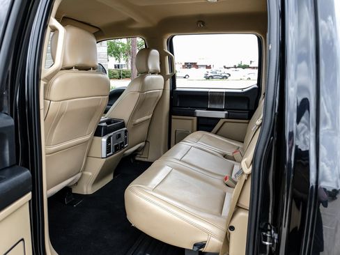 Used 2019 Ford F250 Lariat w/ Lariat Value Package AWD/4WD image 33