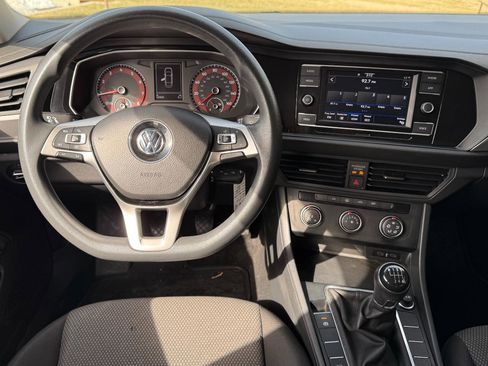 Used 2021 Volkswagen Jetta S image 10