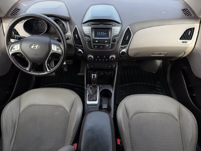 Used 2015 Hyundai Tucson SE FWD image 11